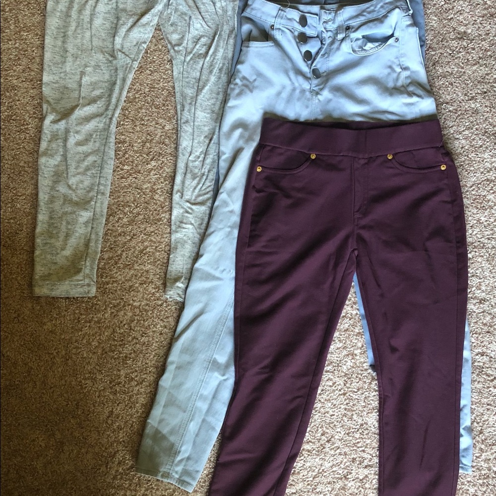 Clothes bundle - Picture 2 of 2